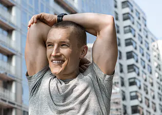 hero-img-heres-your-peloton-instructor-approved-pre-race-warm-up