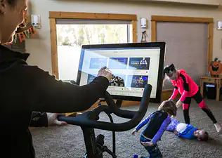 The Health Benefits of Group Exercise and Fitness, Explained