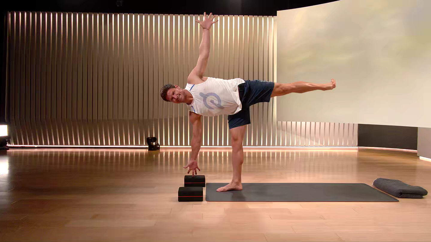 45 min Beyond the Pose: Foundation