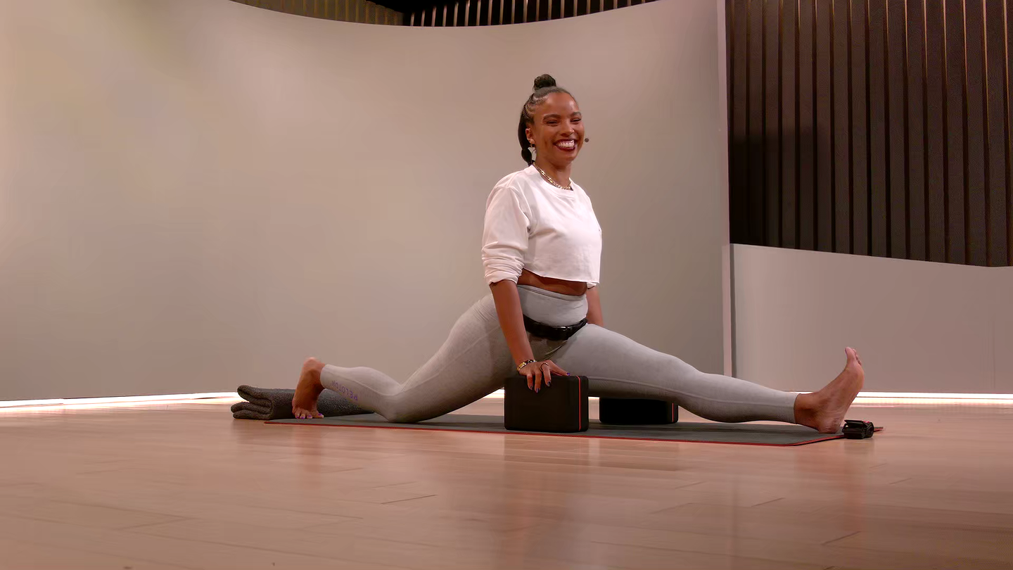 20 min Focus Flow: Hanumanasana