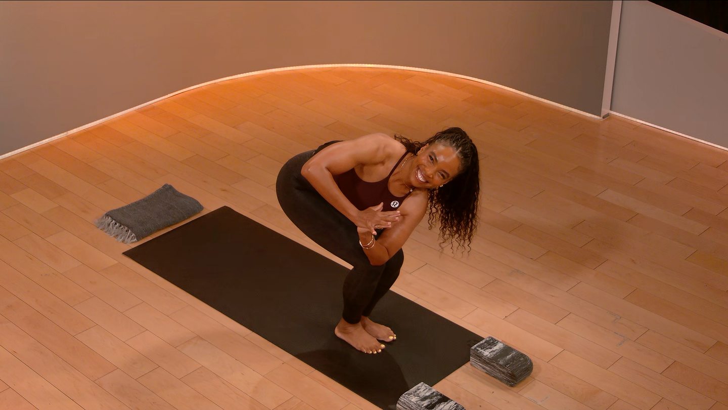 30 min Advanced Beginner Pop Yoga Flow