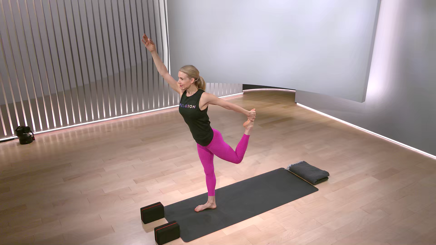 30 min Focus Flow: Quads