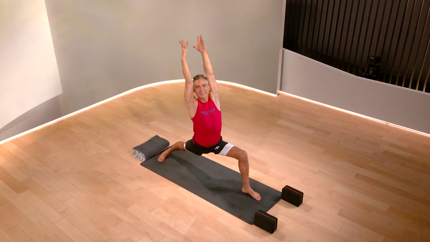 10 min Focus Flow: Warrior 1