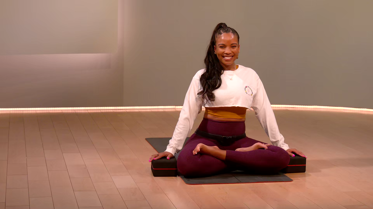 15 min Focus Flow: Lotus Pose