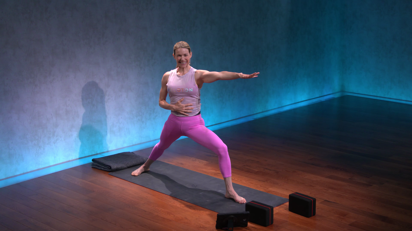 30 min Prenatal Yoga Flow