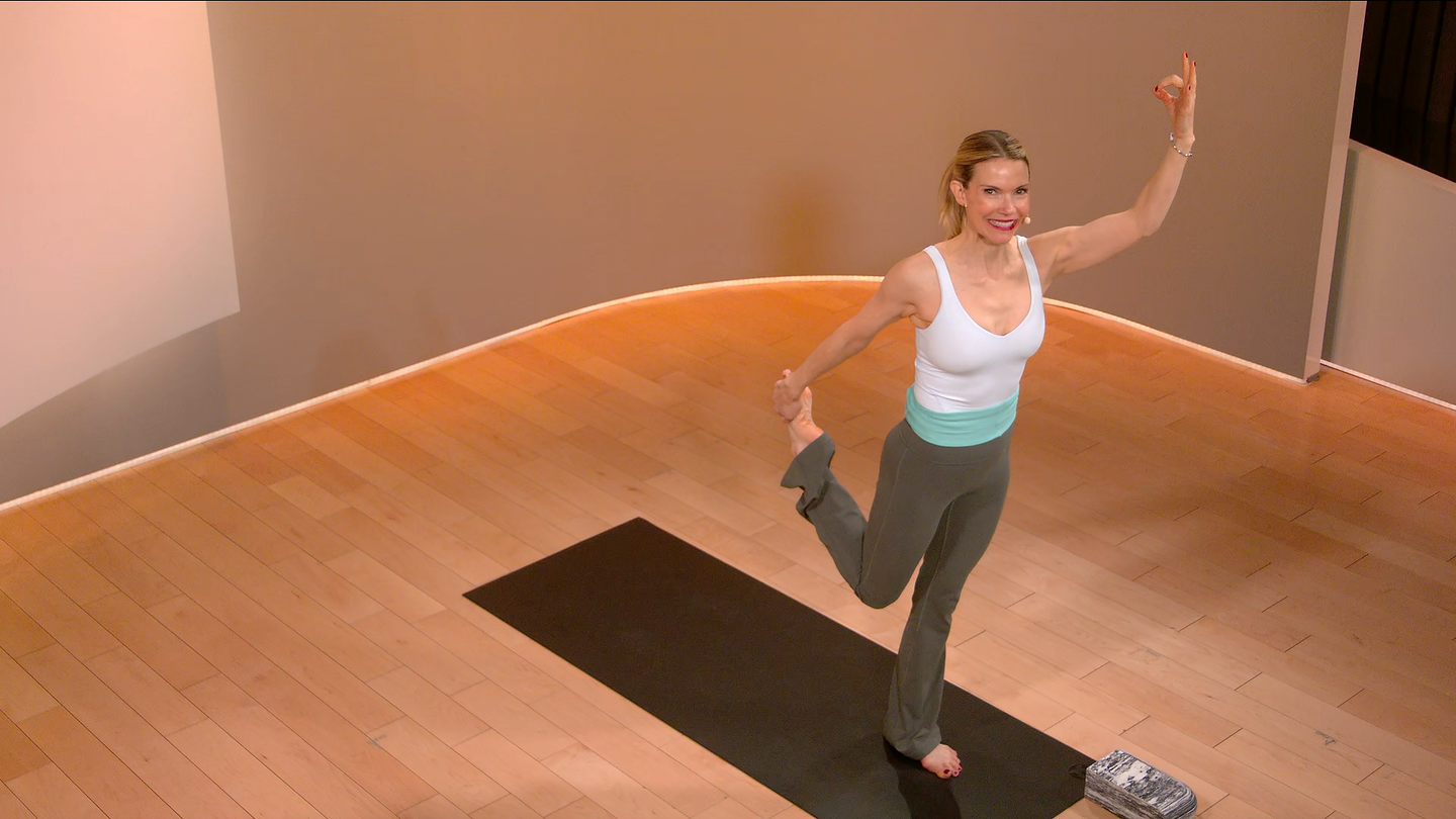 30 min Focus Flow: Quads