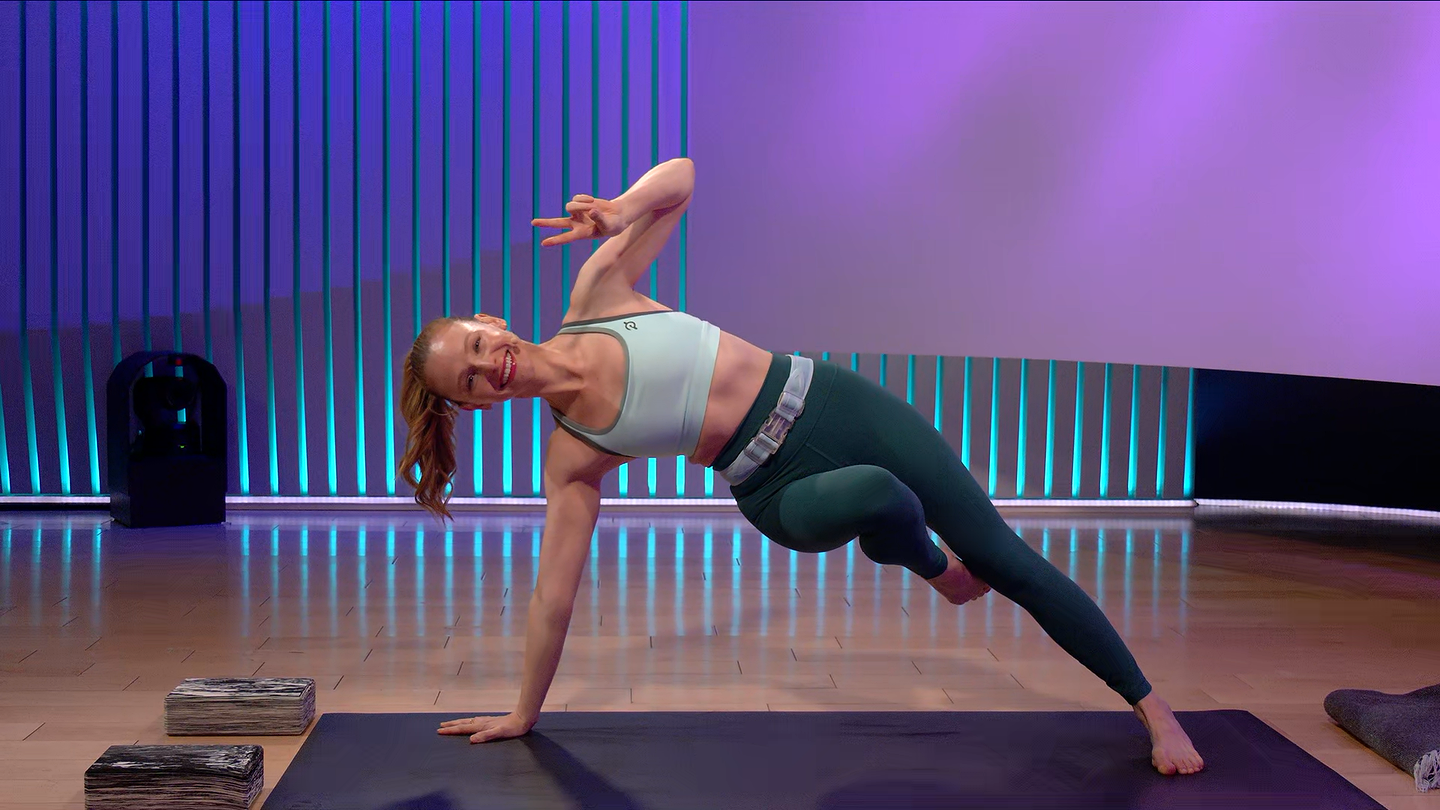 30 min Yoga + Pilates