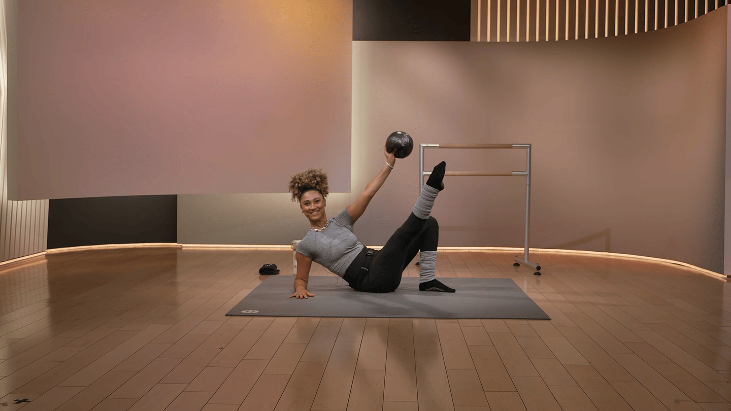 10 min Barre: Glutes & Legs