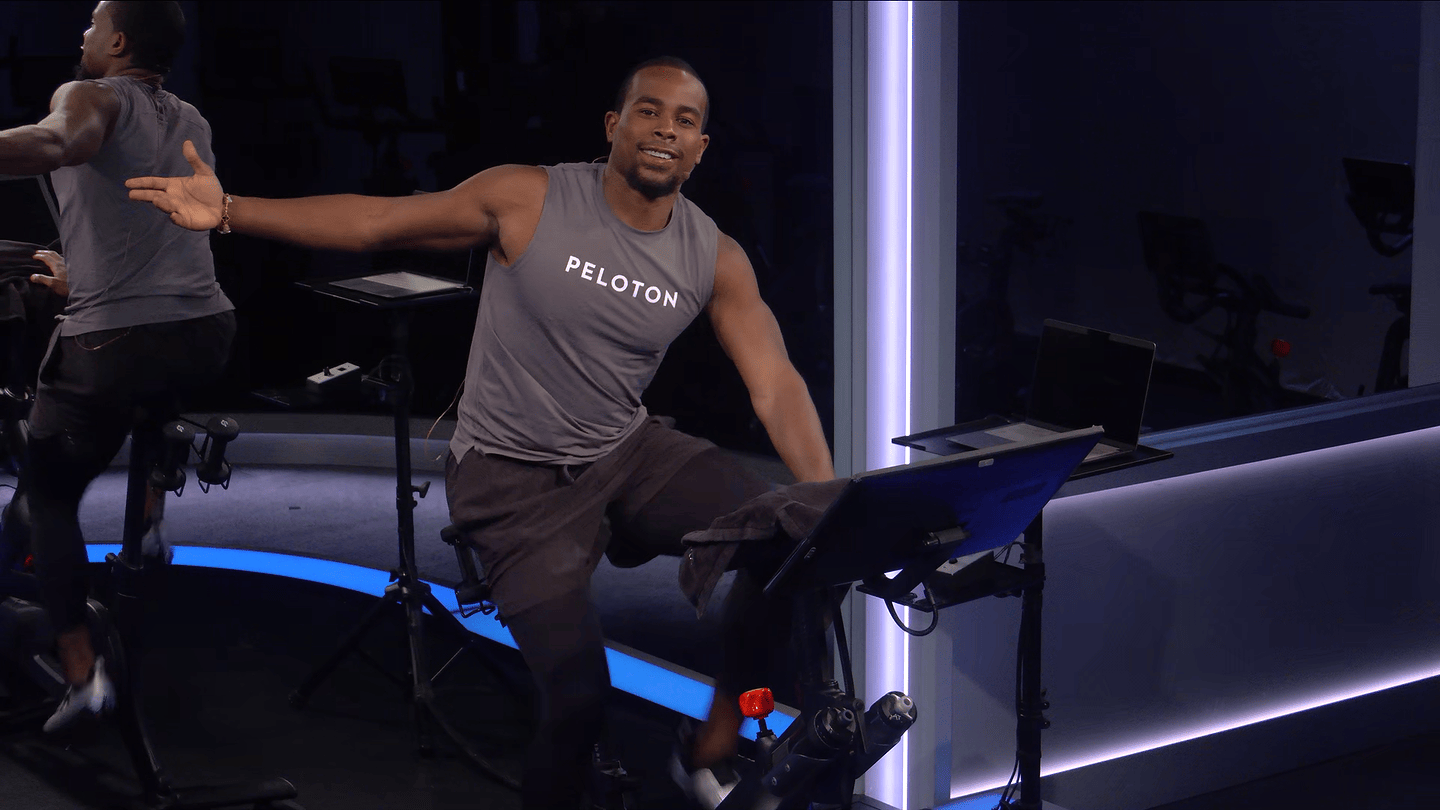 30 min 90s Hip Hop Ride