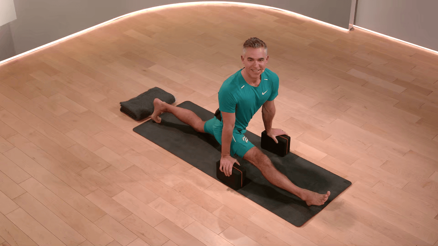 15 min Focus Flow: Hamstrings
