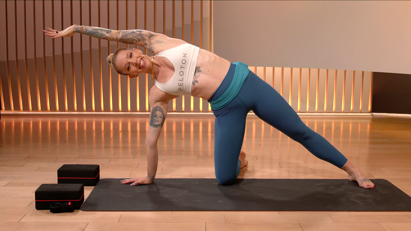 20 min Focus Flow: Upper Body
