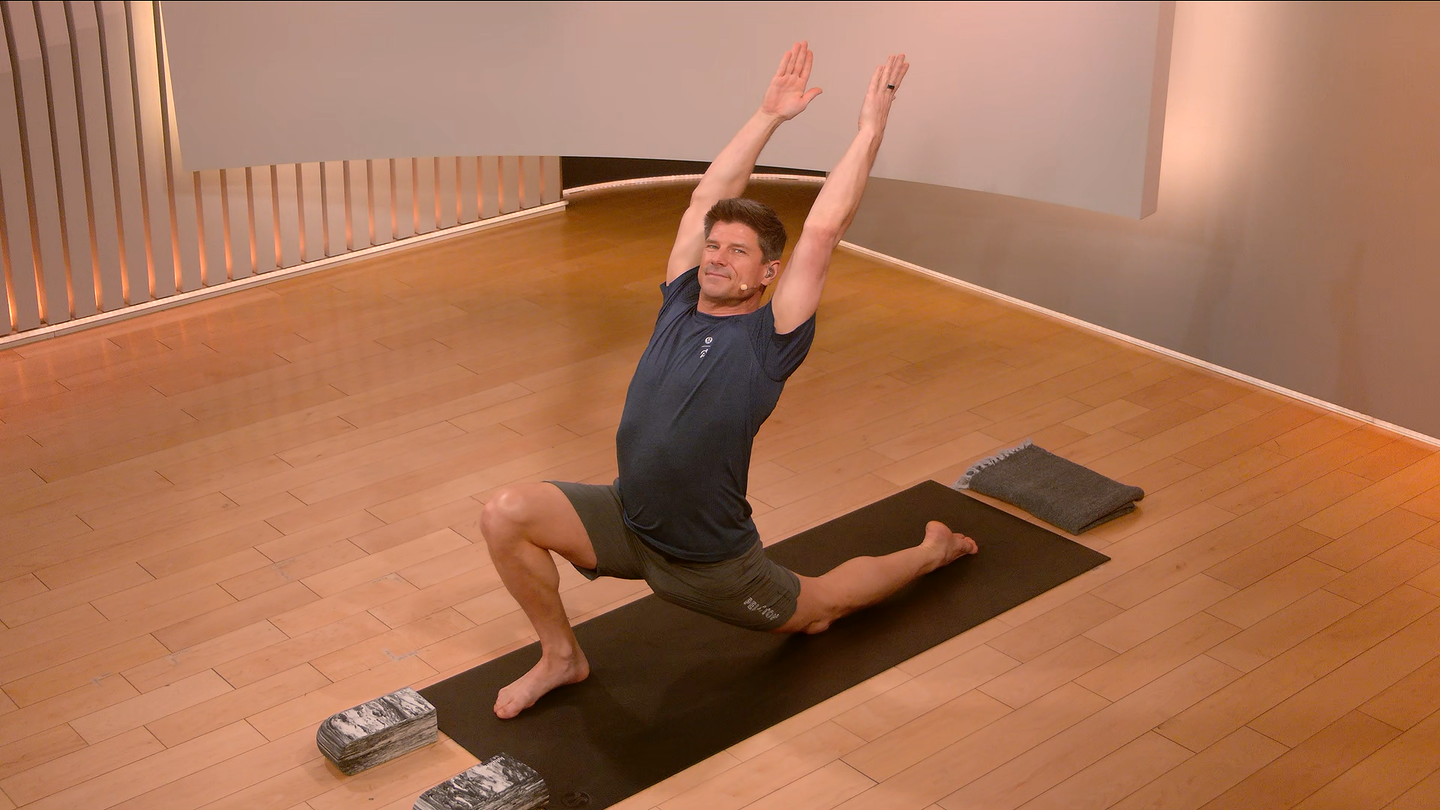 10 min Focus Flow: For Runners