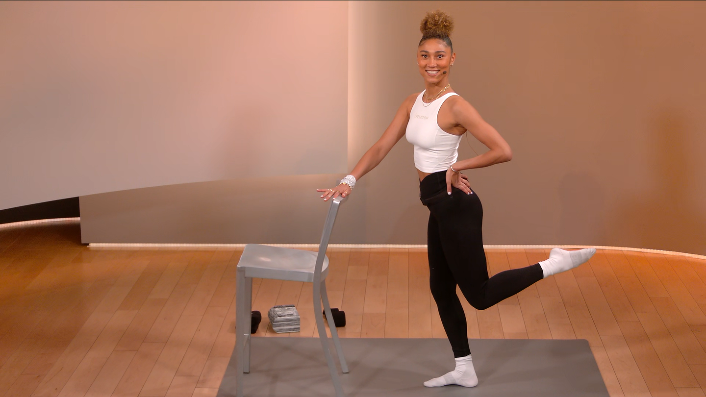 20 min Pop Barre: Lower Body