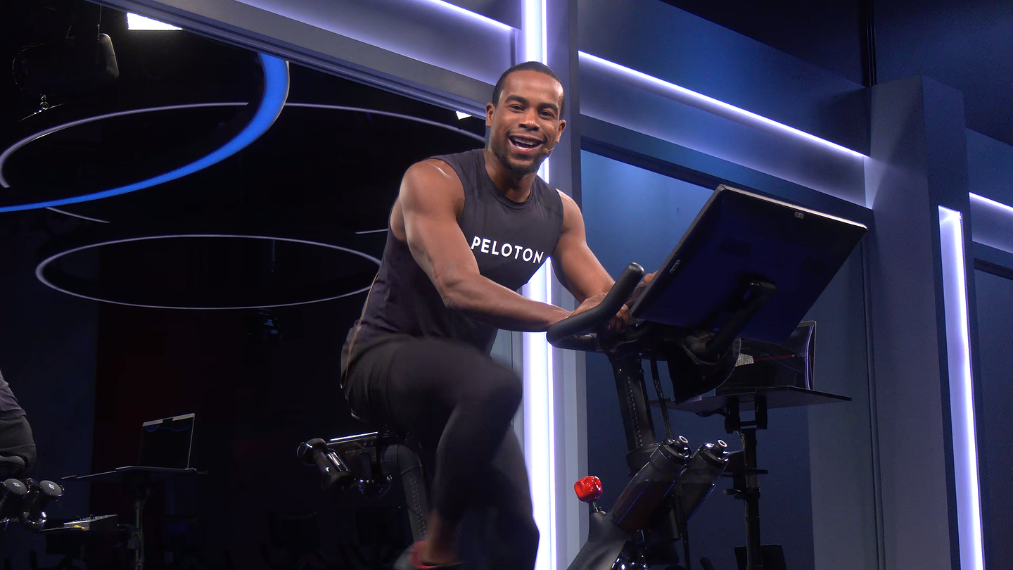30 min 2000s Hip Hop Ride