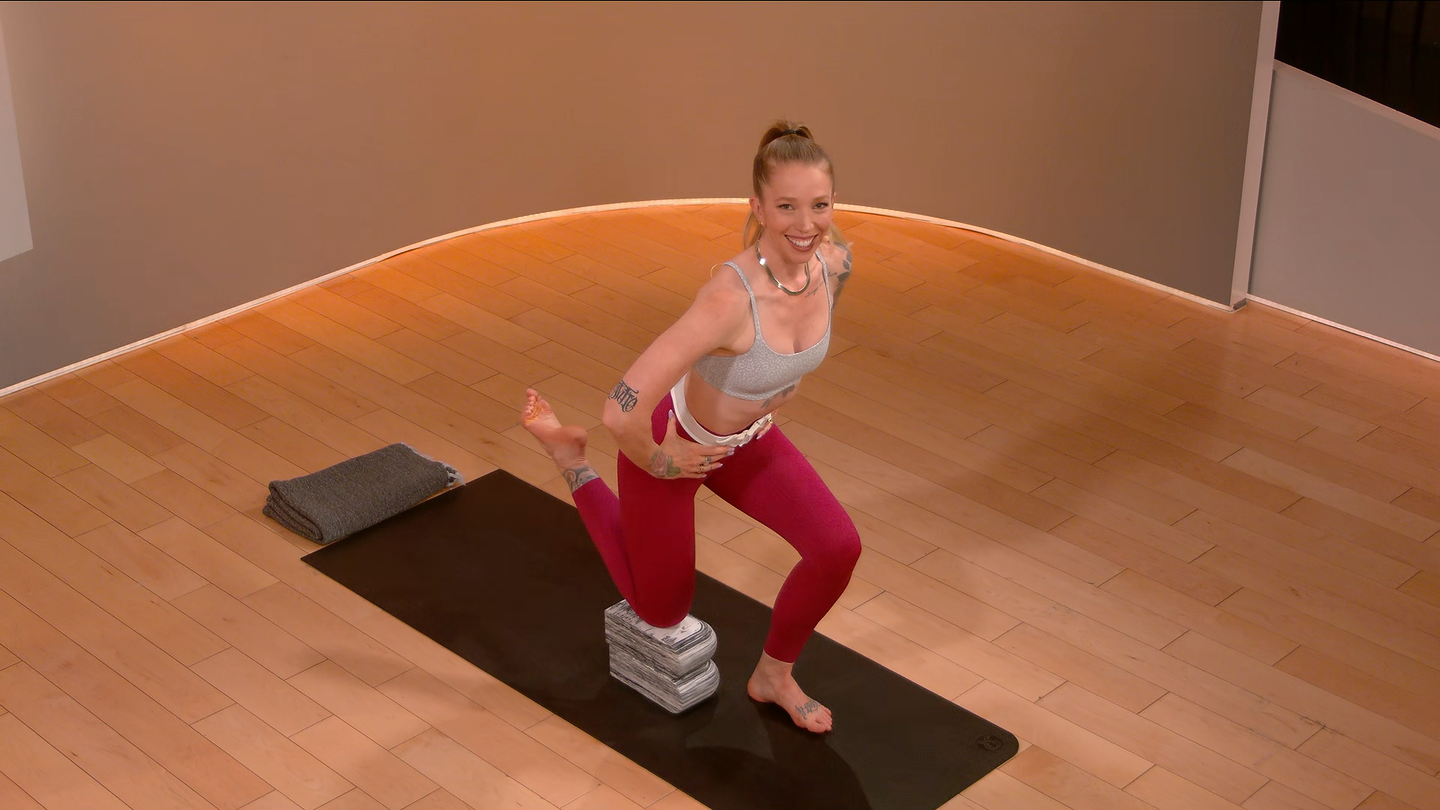 20 min Yoga Conditioning: Lower Body