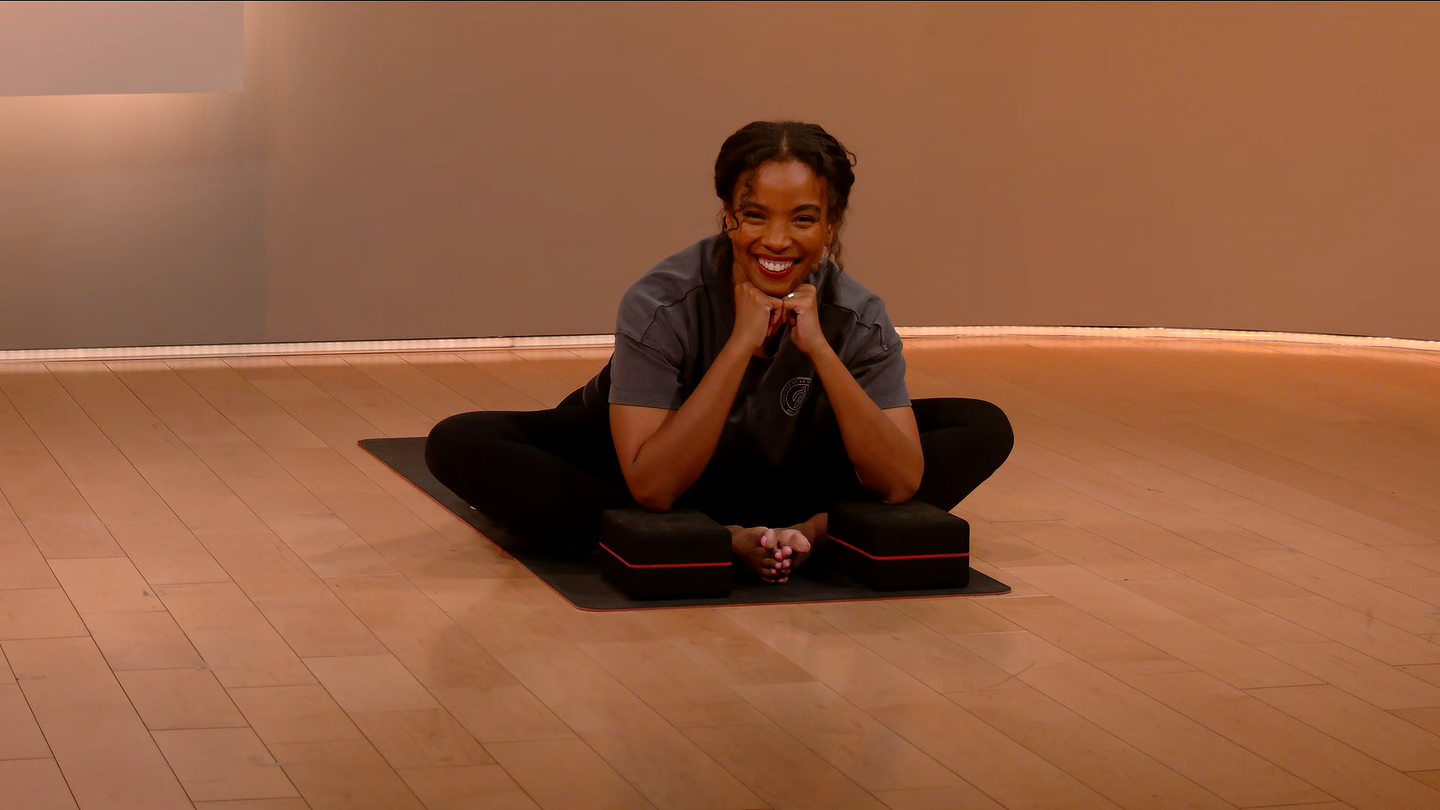 10 min Focus Flow: Floor Poses