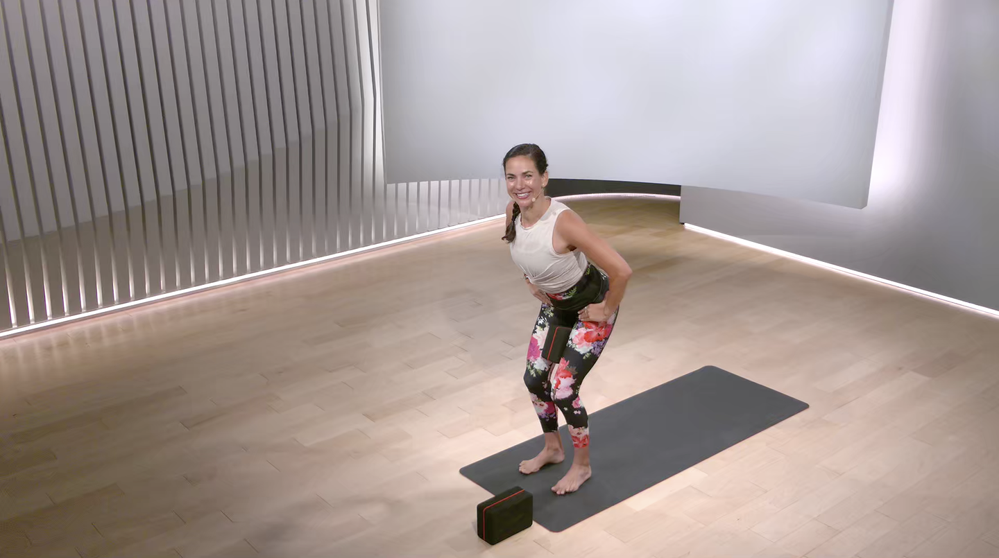 10 min Focus Flow: Lower Body