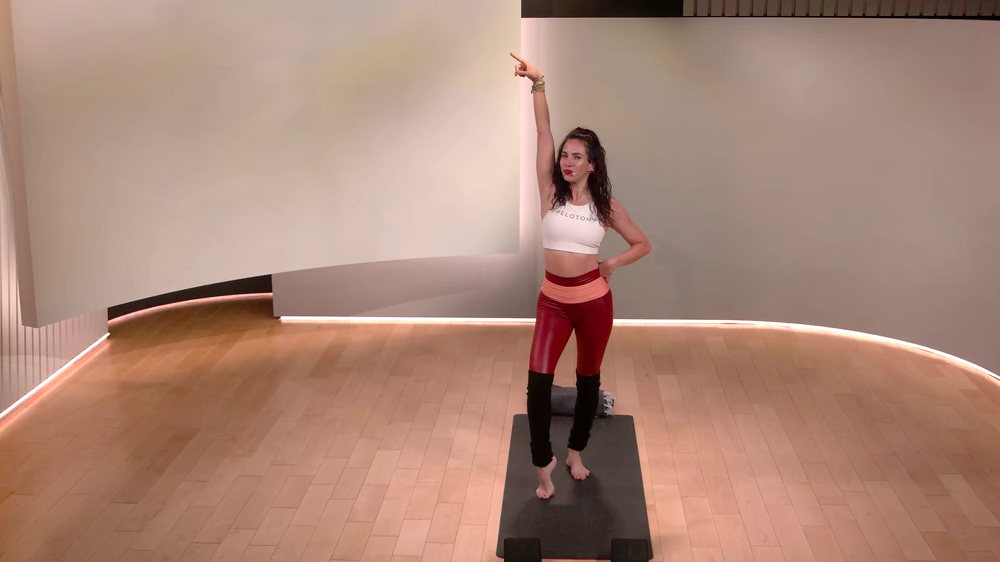 20 min Mood Yoga Flow: Spicy