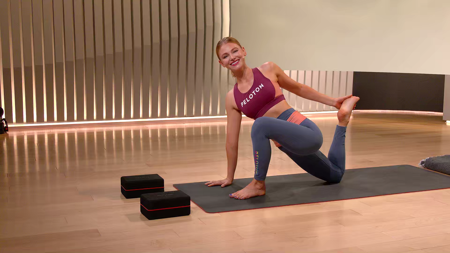 10 min Focus Flow: Quads