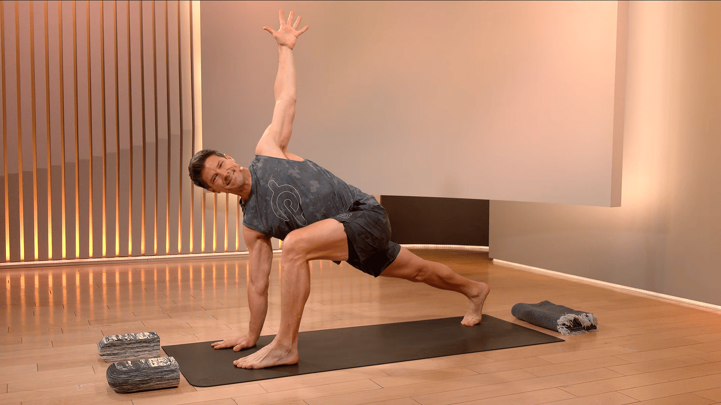 30 min 80s Yoga Flow