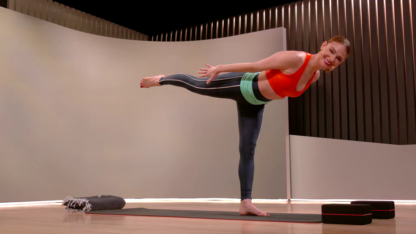 30 min Pop Yoga Flow