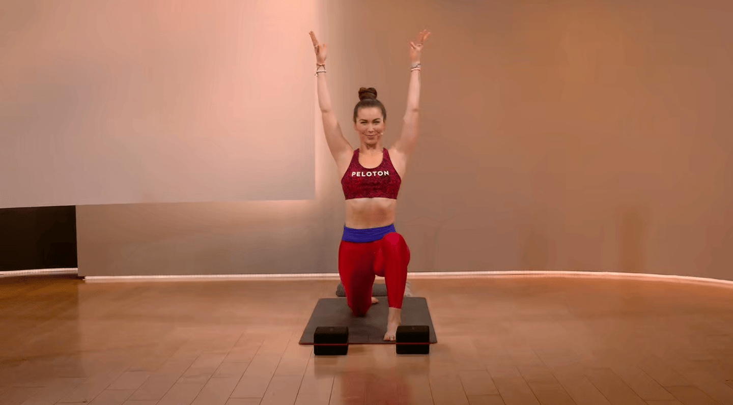 30 min Focus Flow: Hips