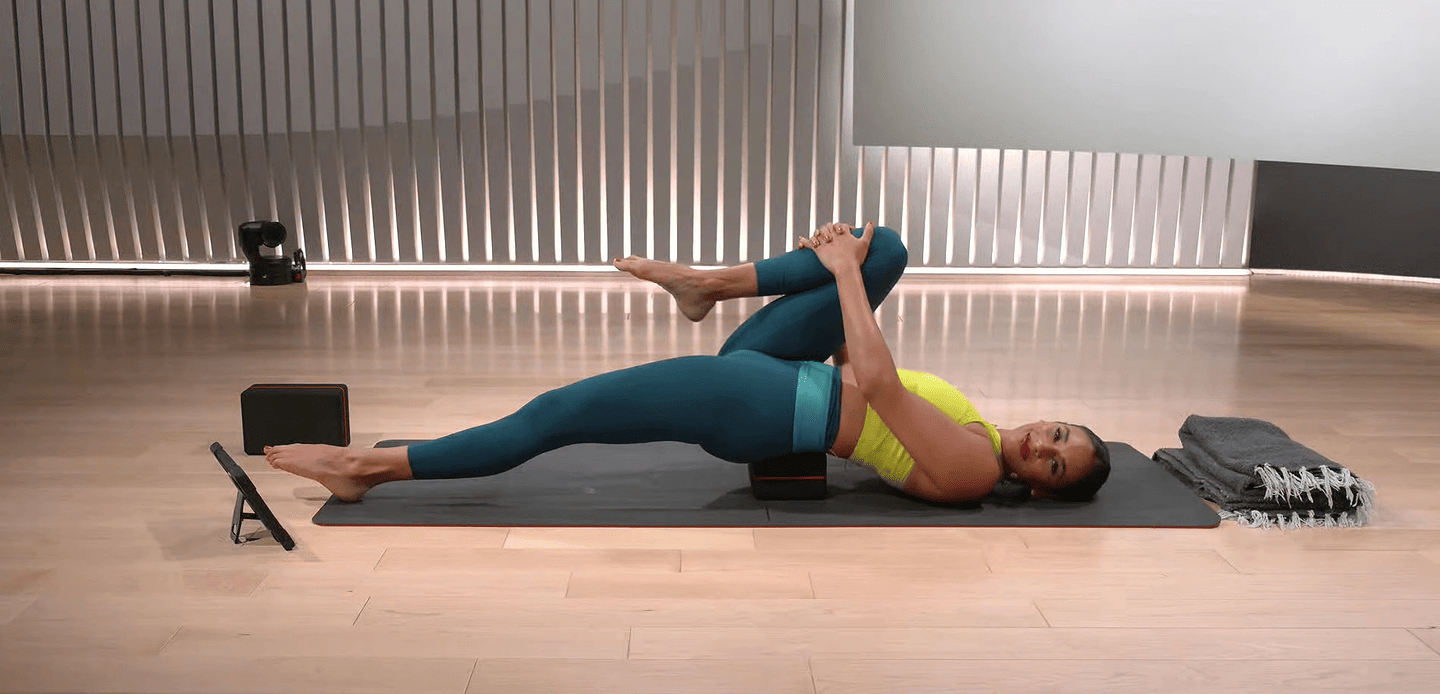 20 min Focus Flow: Quads