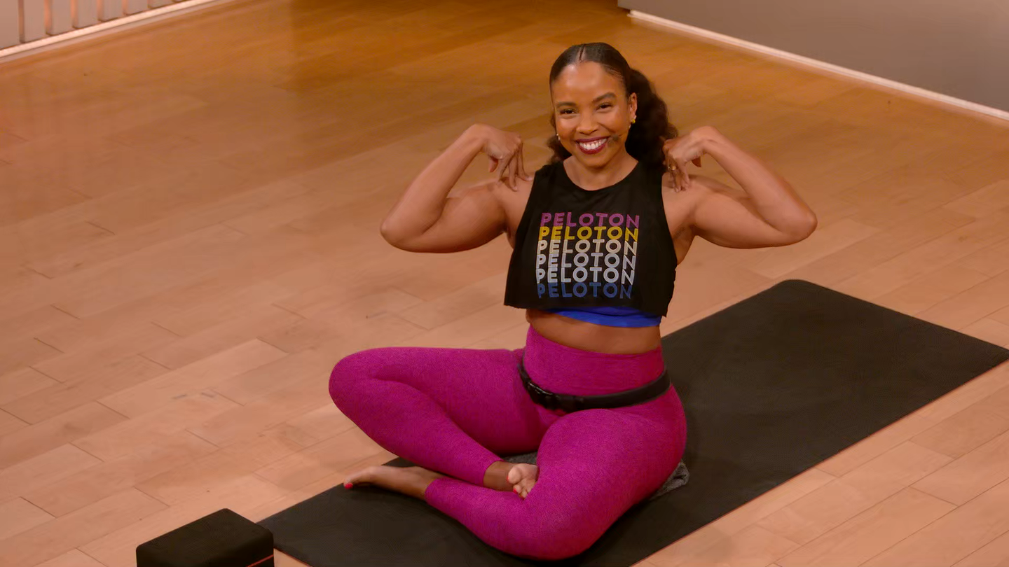 30 min Focus Flow: Shoulders