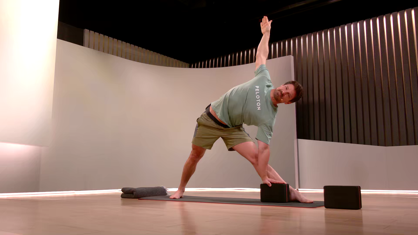 20 min Focus Flow: Hamstrings