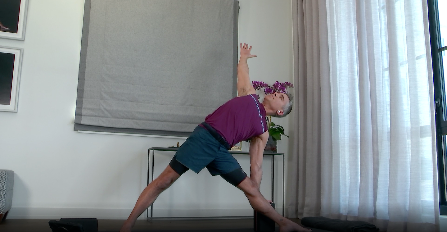 45 min Yoga Flow: Live from Home