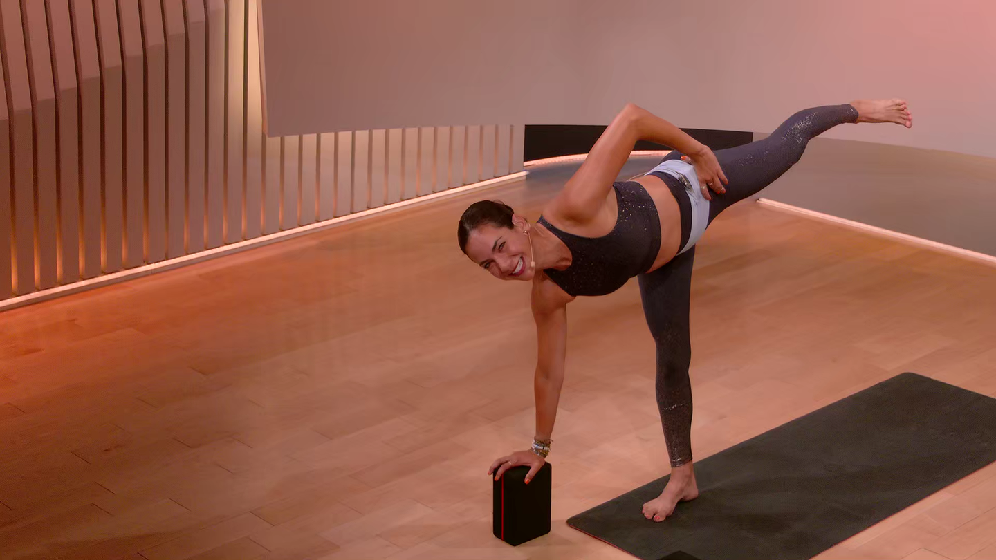 45 min Focus Flow: Standing Balances
