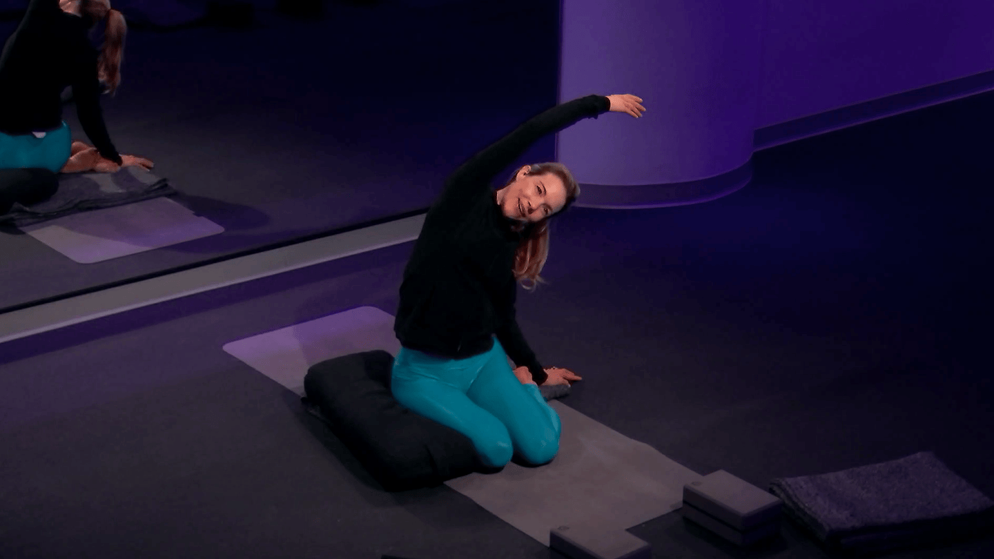 20 min Prenatal Restorative Yoga