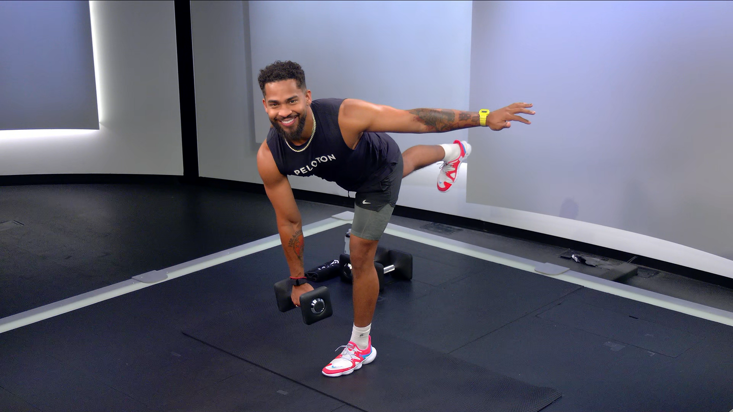 30 min 2000s Glutes & Legs Strength