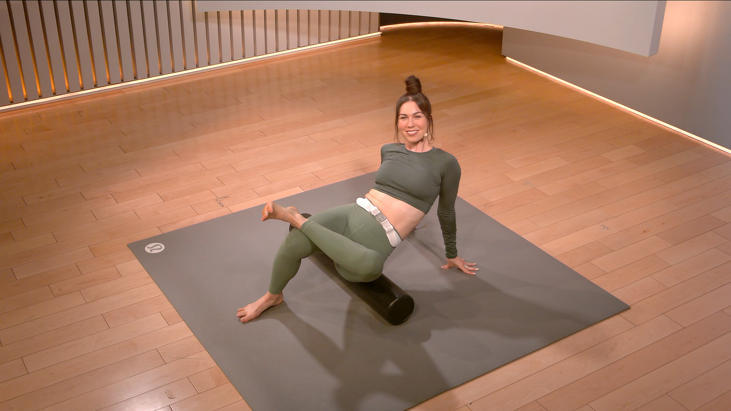 15 min Foam Rolling: Hips