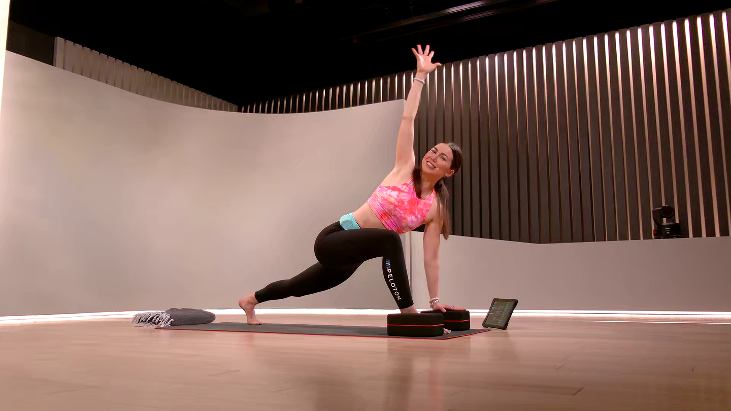 20 min Focus Flow: Twists