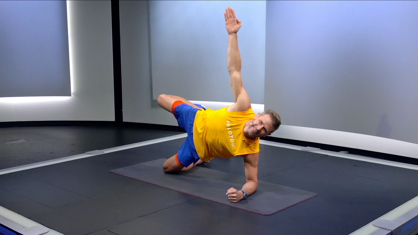 30 min Strength Roll Call: Glutes & Legs