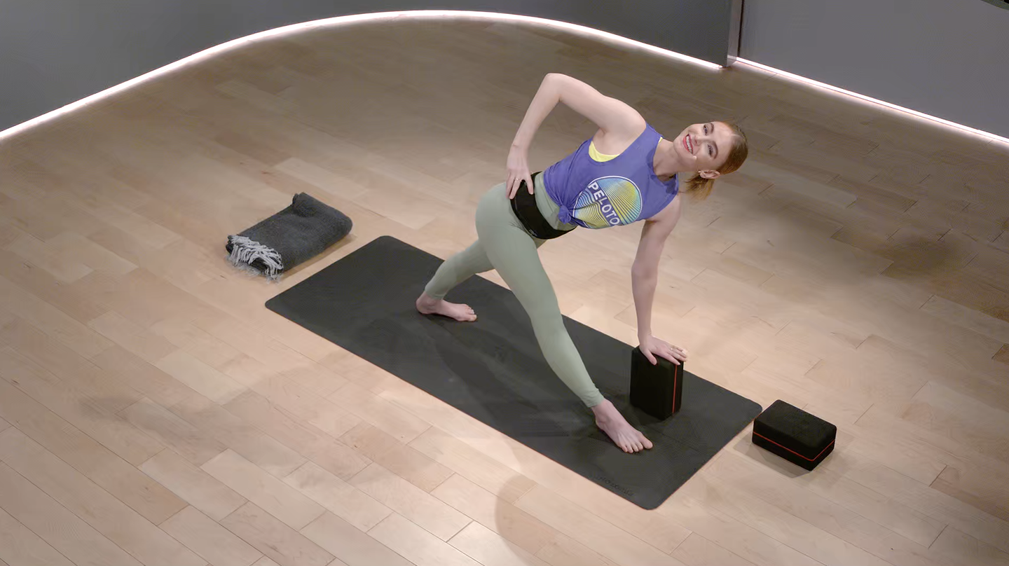 20 min Focus Flow: Twists
