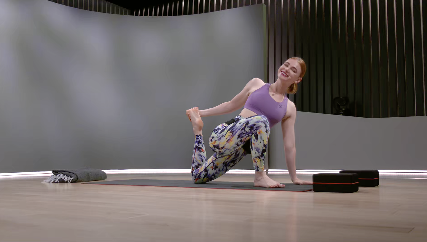 30 min Pop Yoga Flow