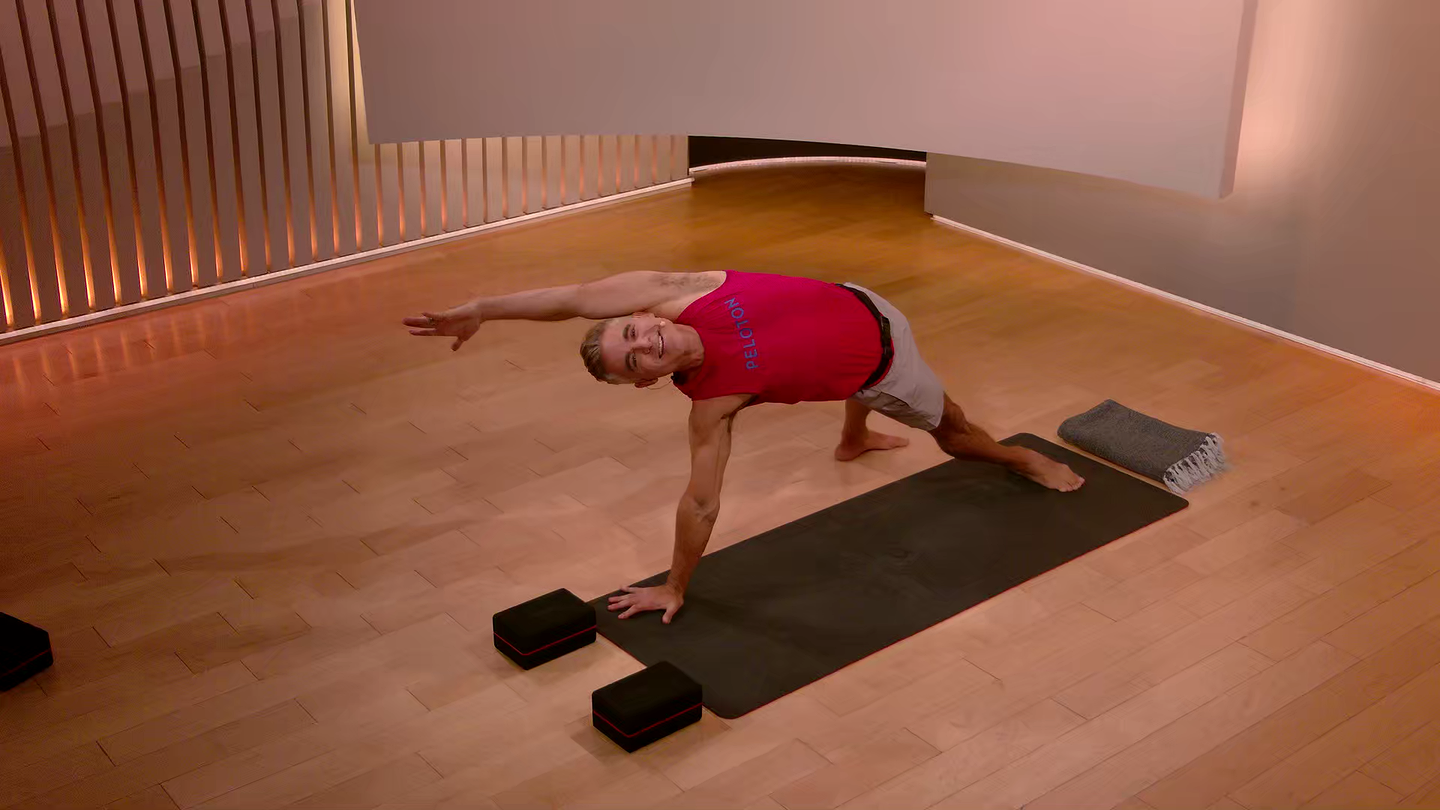 30 min Broadway Yoga Flow