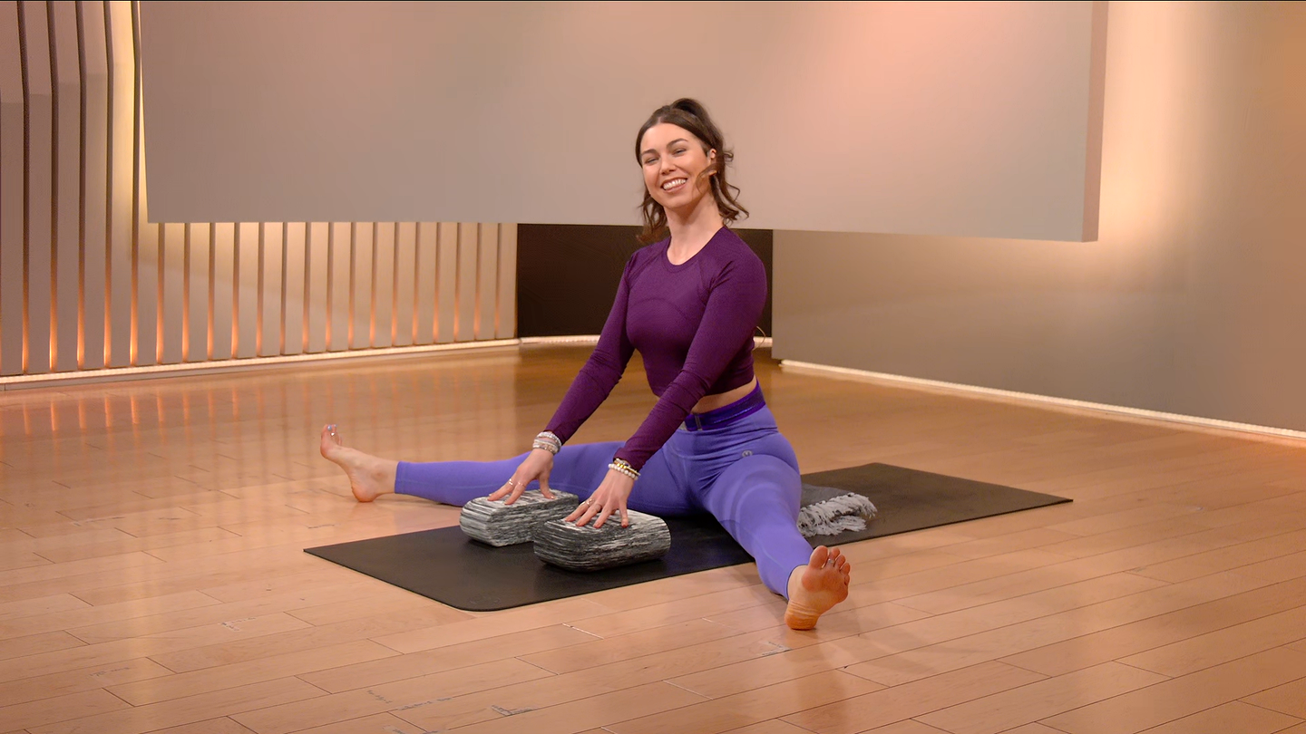 20 min Focus Flow: Floor Poses