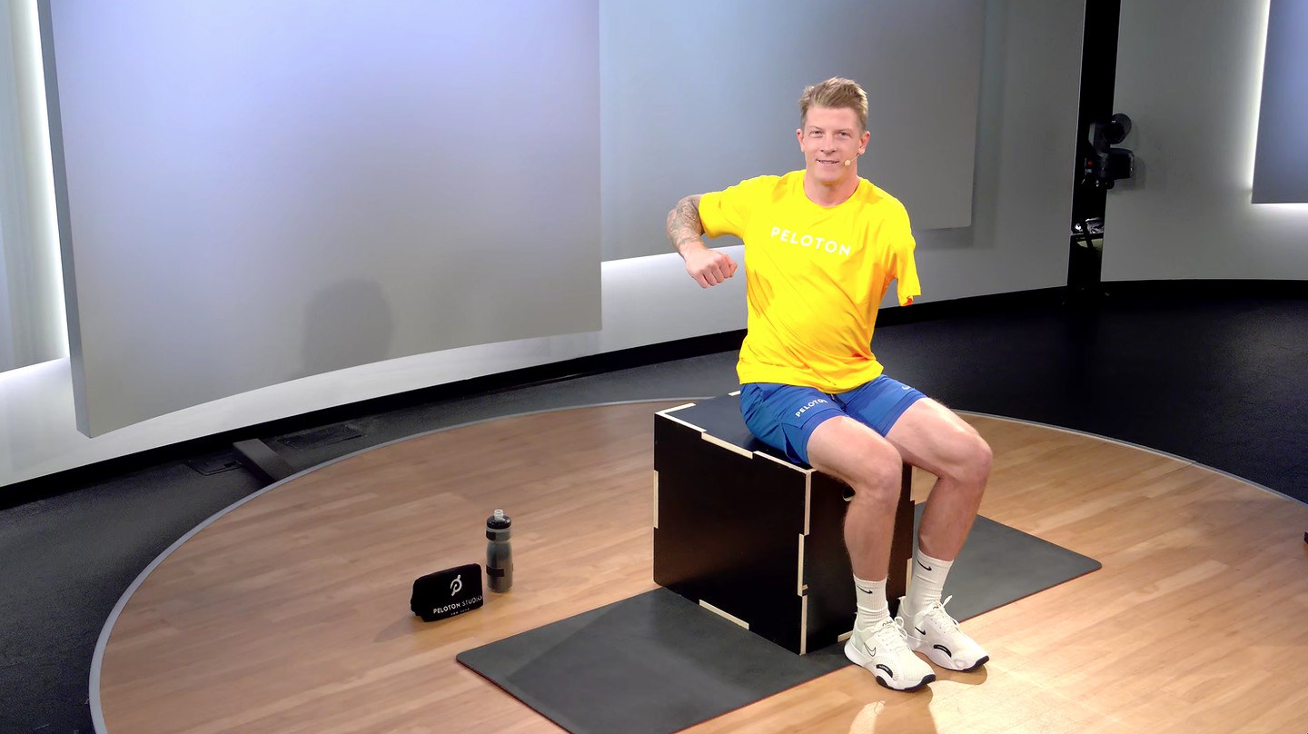 10 min Seated Adaptive: Warm Up
