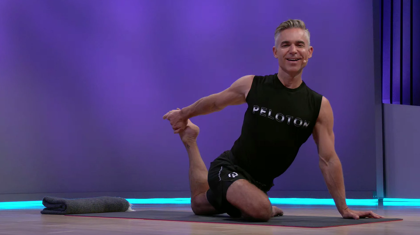 30 min Verzuz Yoga Flow