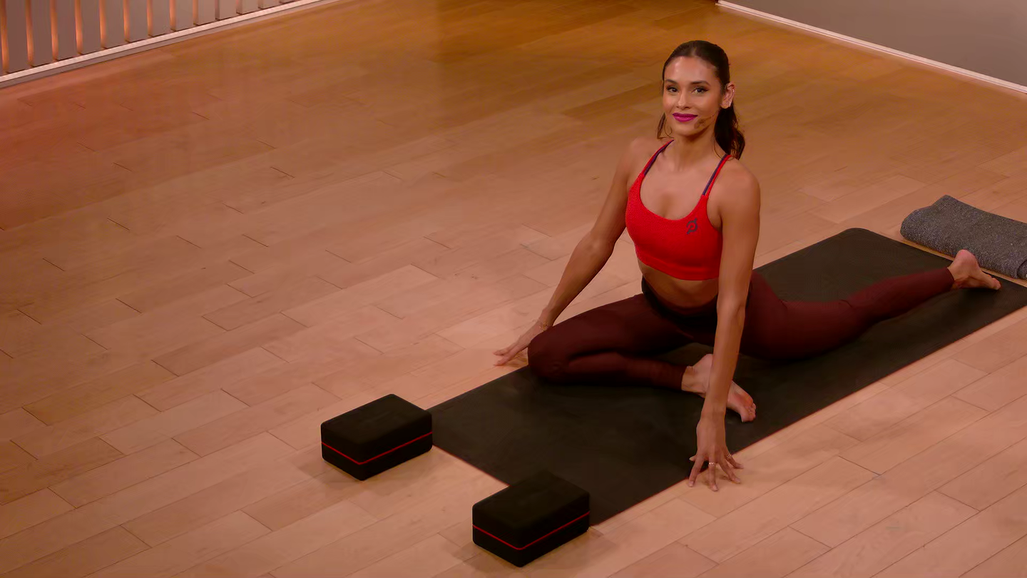 30 min Focus Flow: Hips
