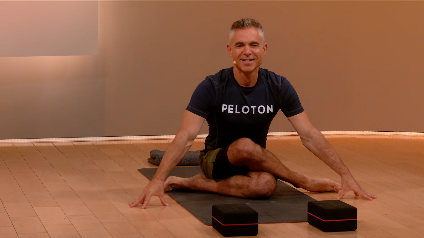 20 min Focus Flow: Lower Body