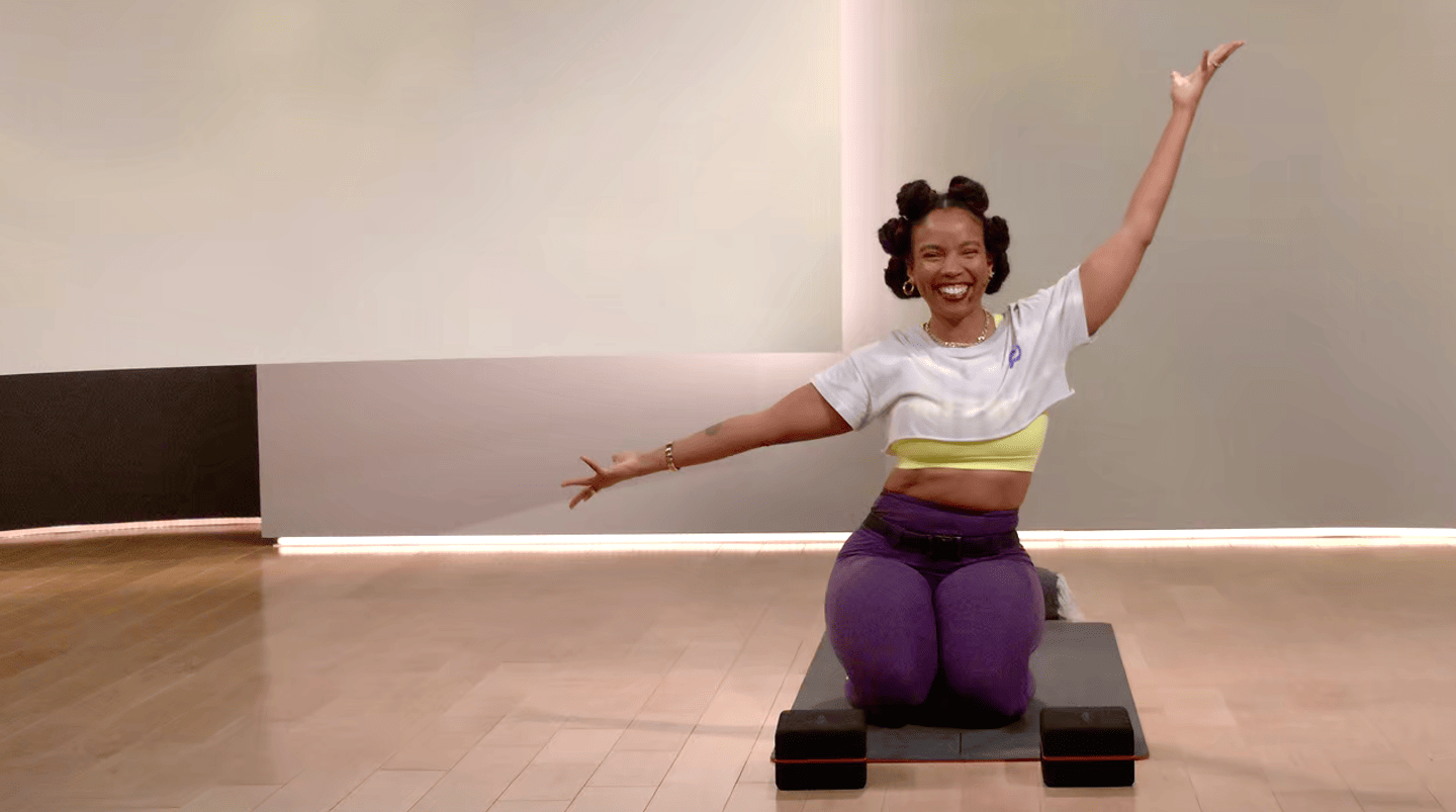 30 min House Yoga Flow