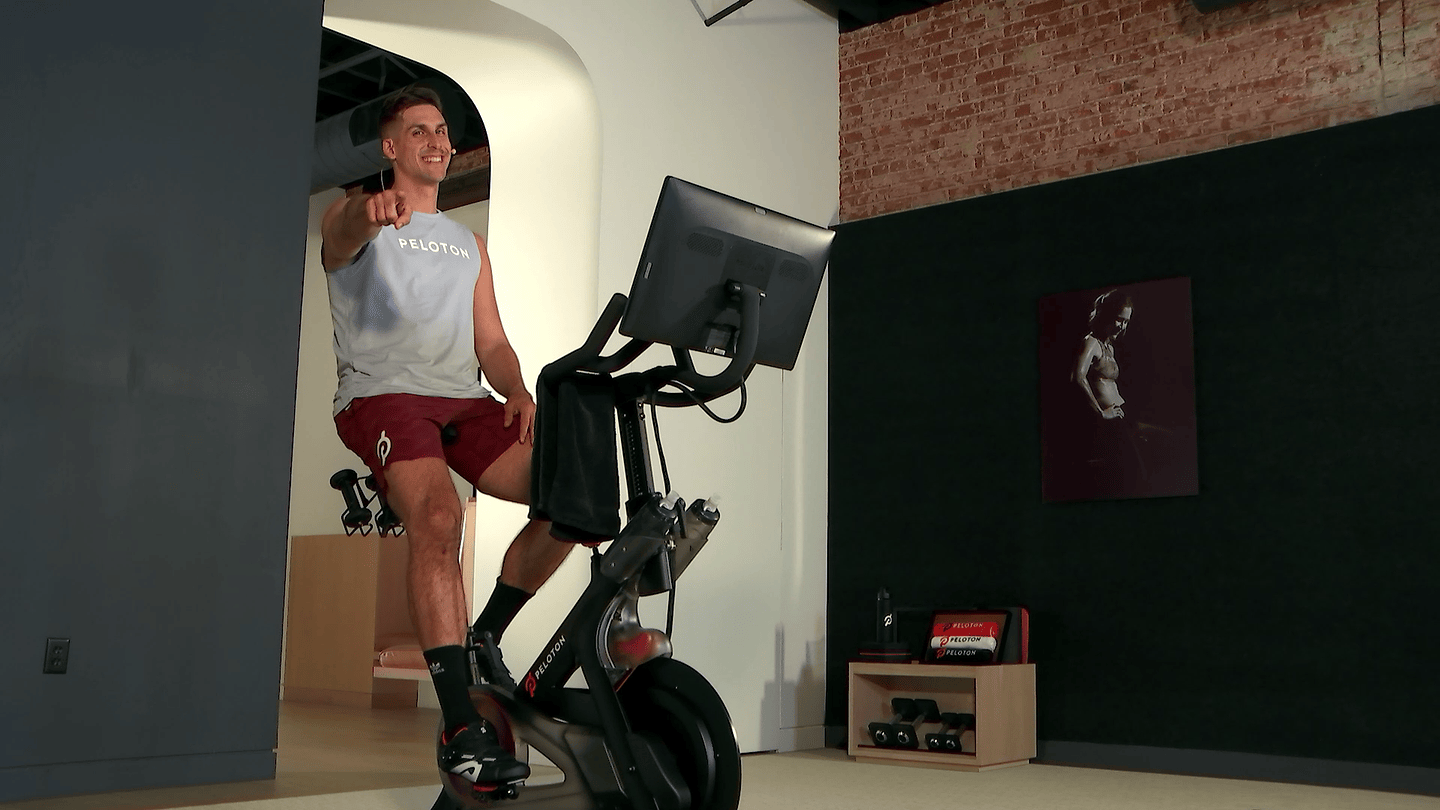 30 min HIIT & Hills Ride: Live from LA