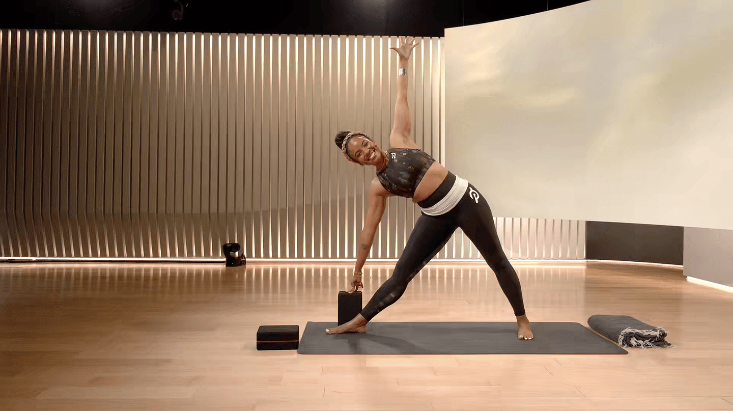 30 min R&B Yoga Flow