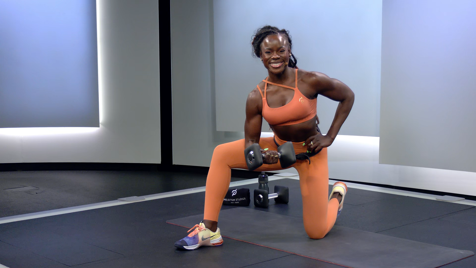 10 min Arms & Shoulders Strength