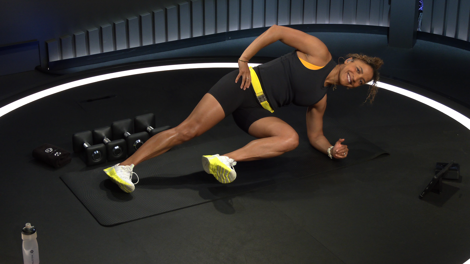 30 min Glutes & Legs Strength