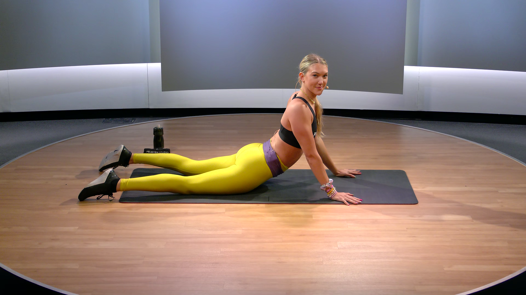5 min Full Body Stretch
